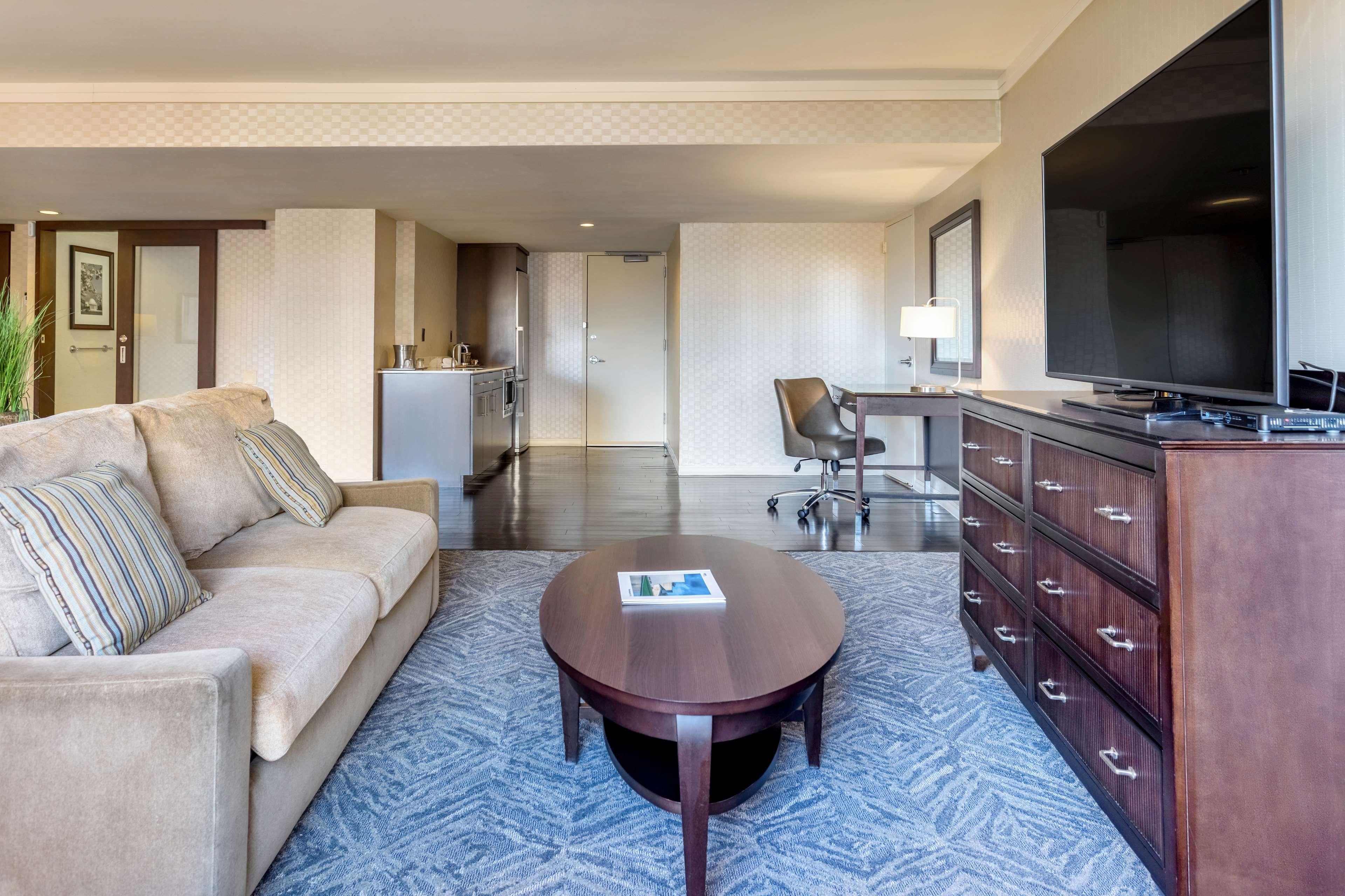 Washington Hilton Hotel Bagian luar foto
