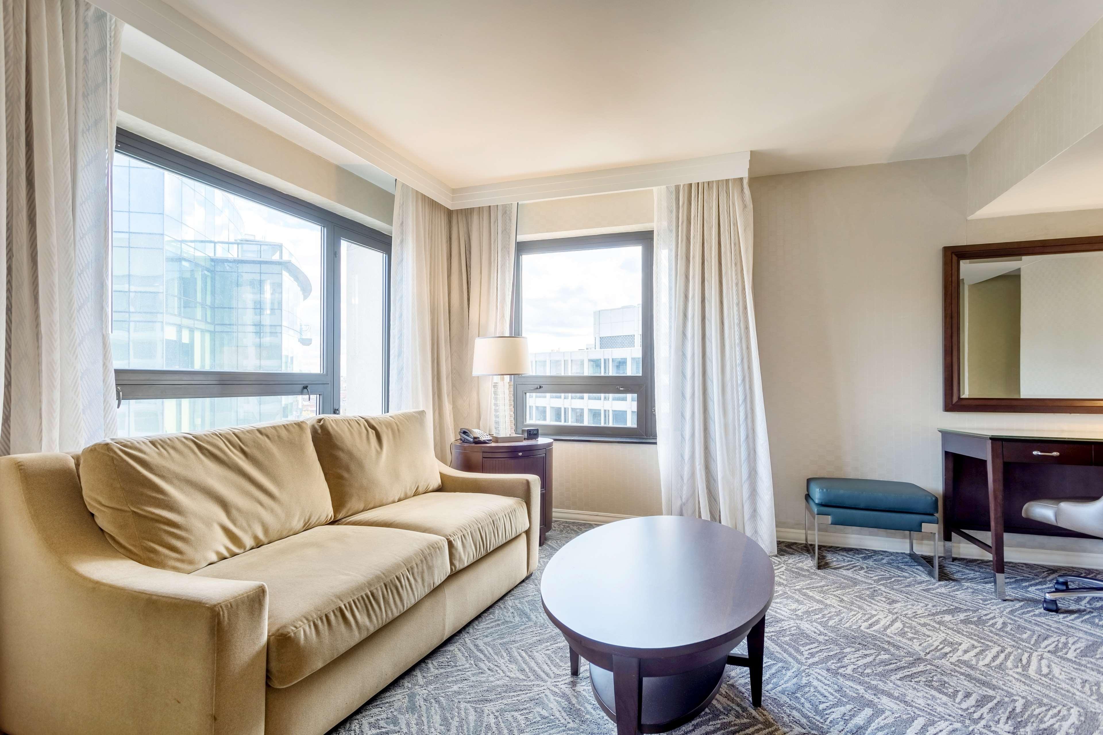 Washington Hilton Hotel Bagian luar foto