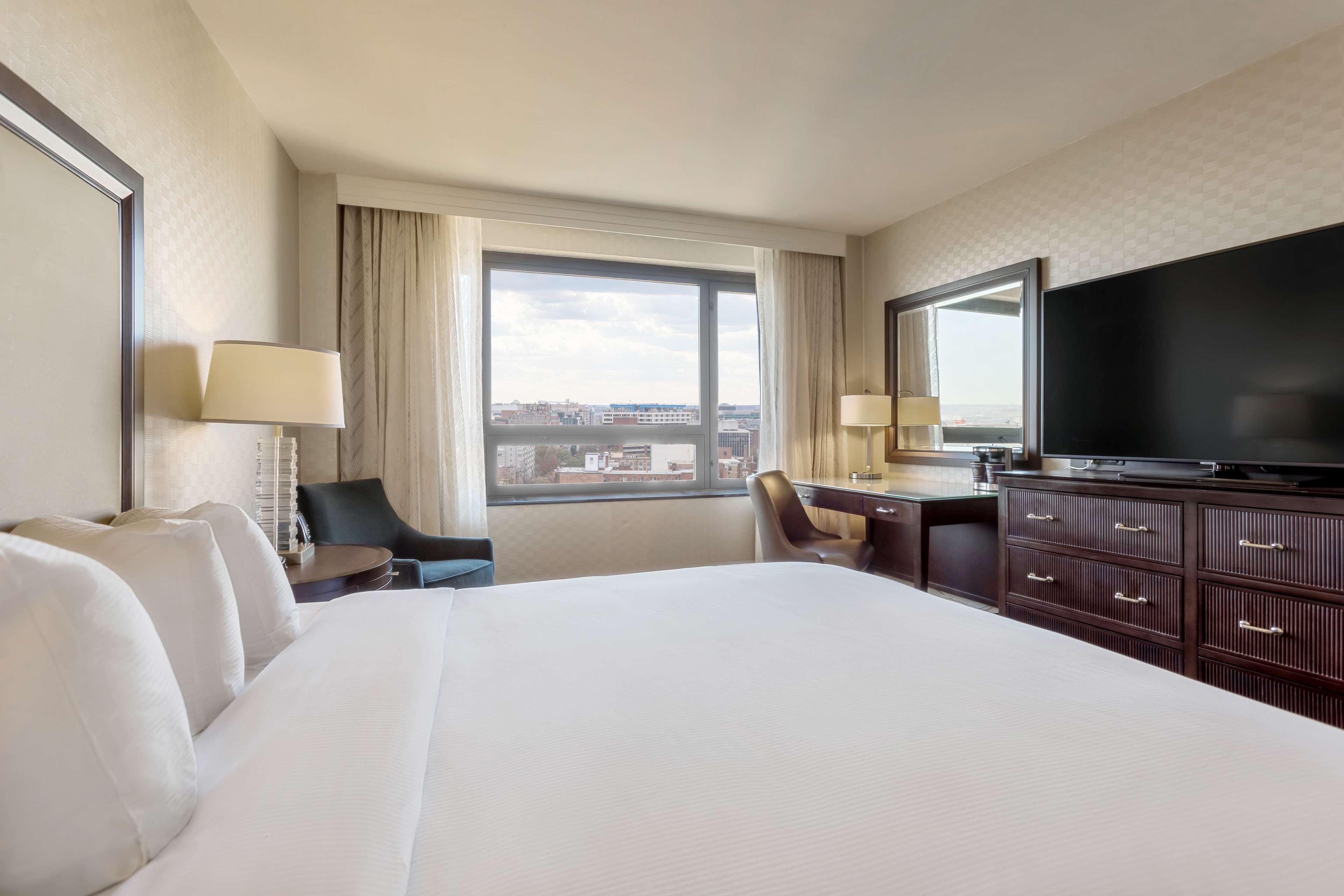 Washington Hilton Hotel Bagian luar foto