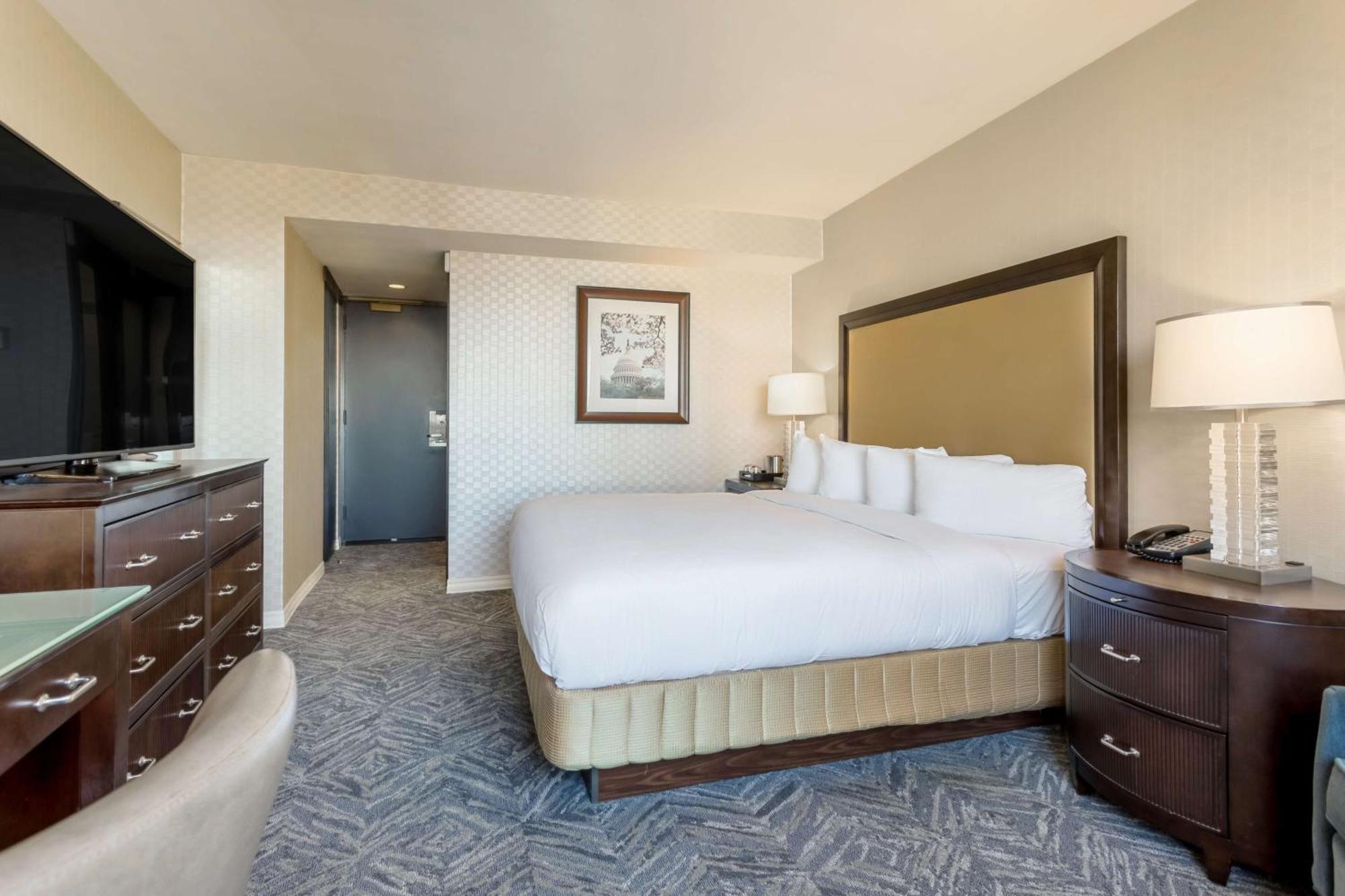 Washington Hilton Hotel Bagian luar foto